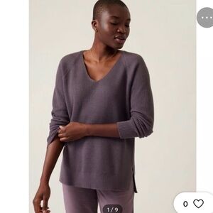 Athleta Hanover Refined V-Neck Sweater Fine Merino Wool Dusk Violet size XS